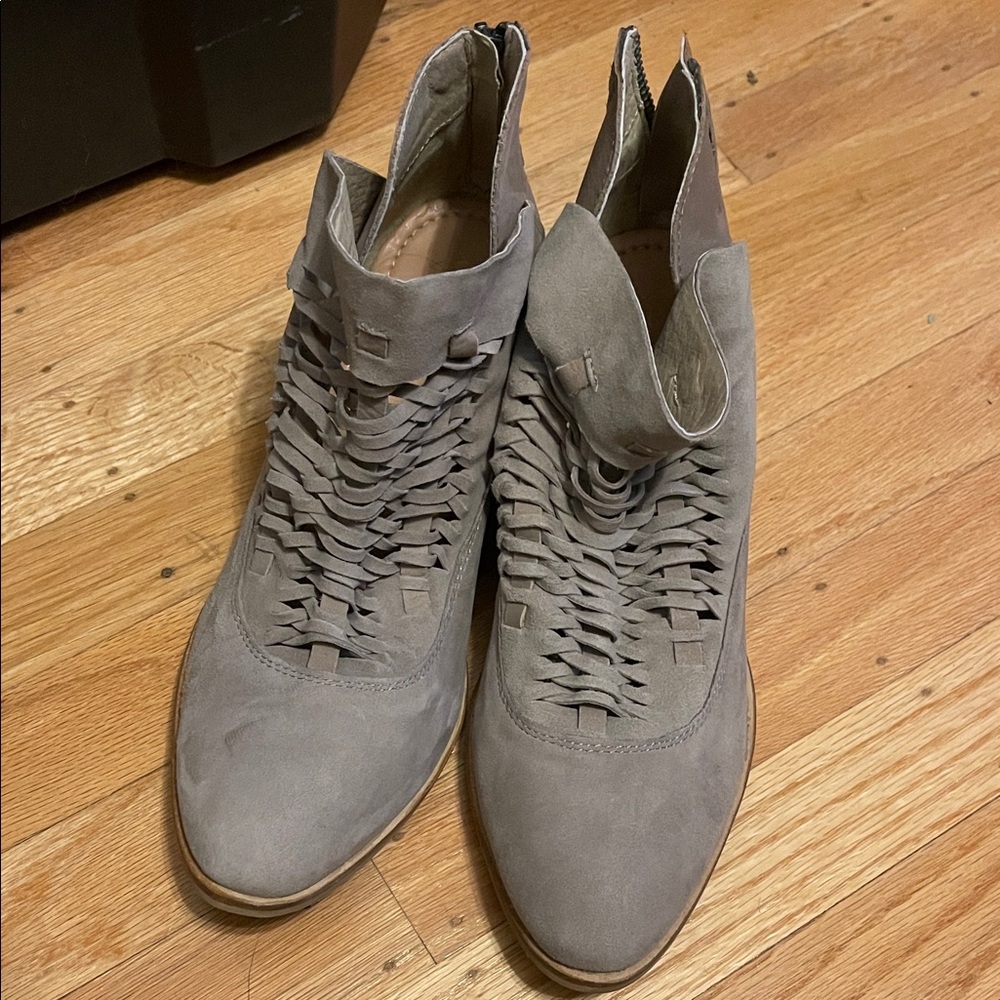 Coldwater Creek Taupe Woven Ankle Booties